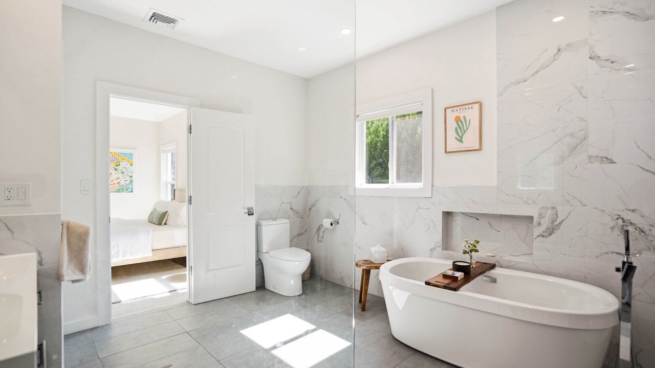 Photo of Bathroom in Shinnecock Hills