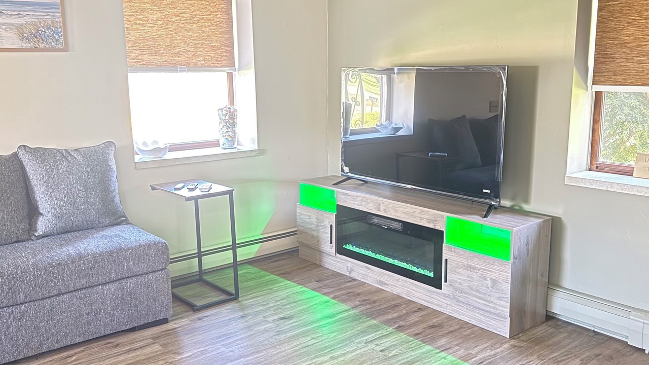 Photo of Livingroom in Lake Erie Beach