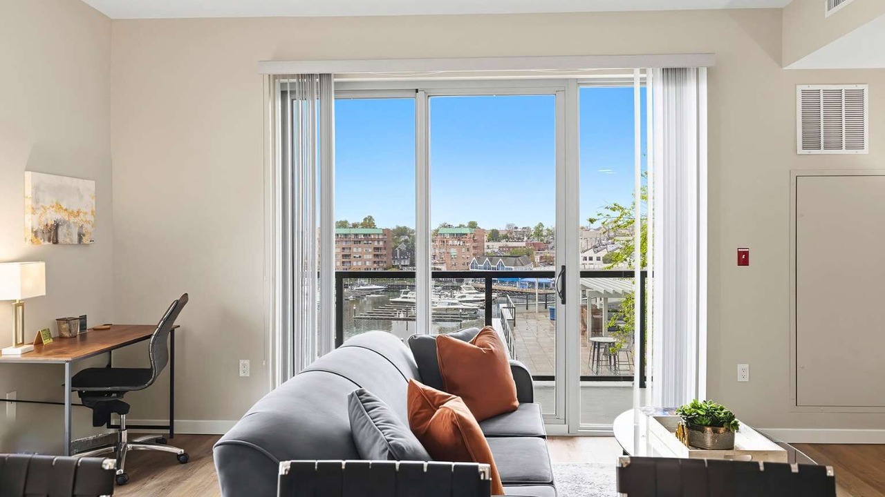 Photo of Livingroom in Stamford
