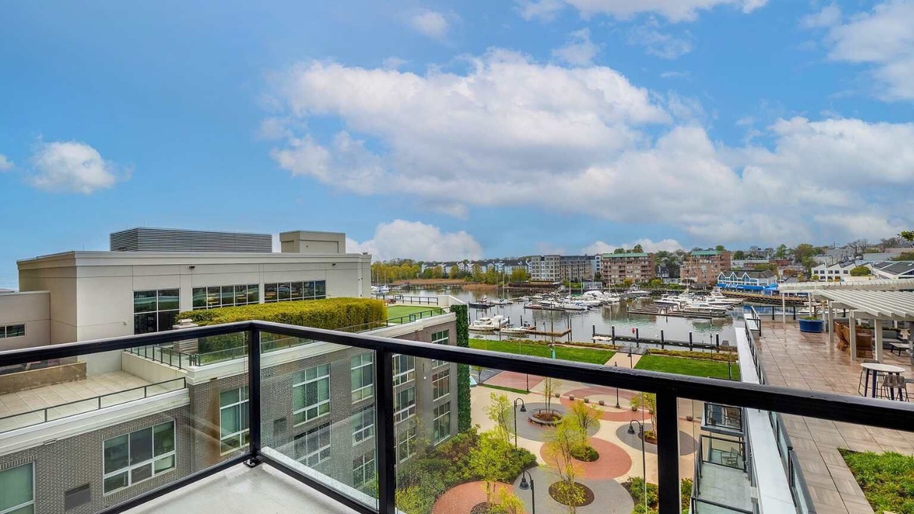 Photo of Patio Balcony in Stamford