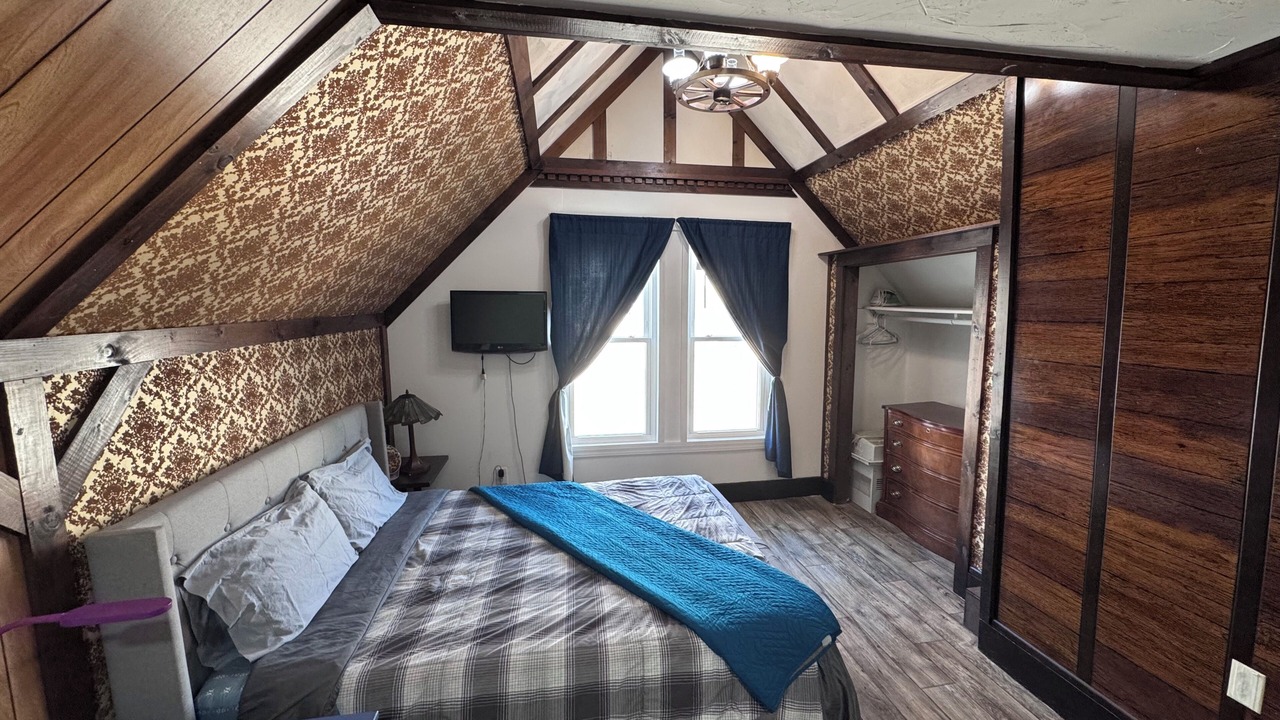 Photo of Bedroom in Malden
