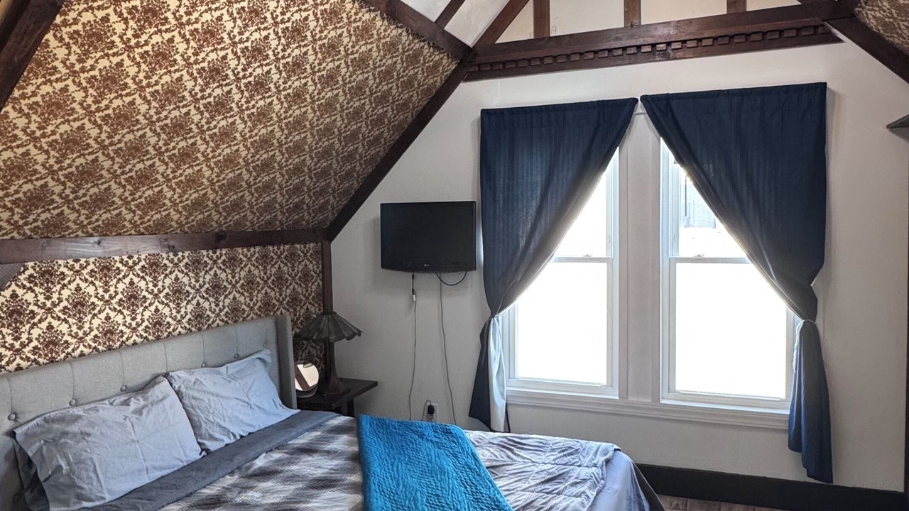 Photo of Bedroom in Malden