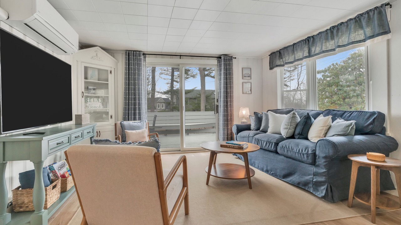 Photo of Livingroom in York Beach