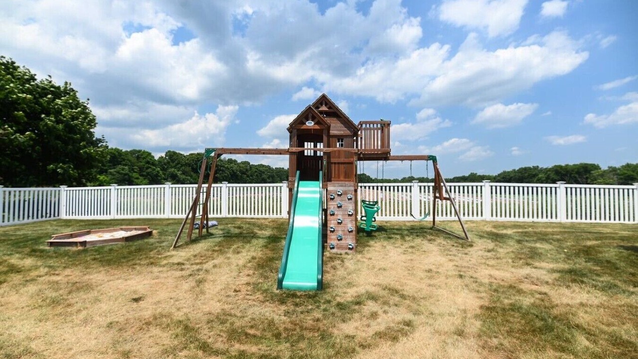 Photo of Others in North Haven
