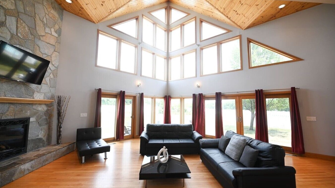 Photo of Livingroom in North Haven