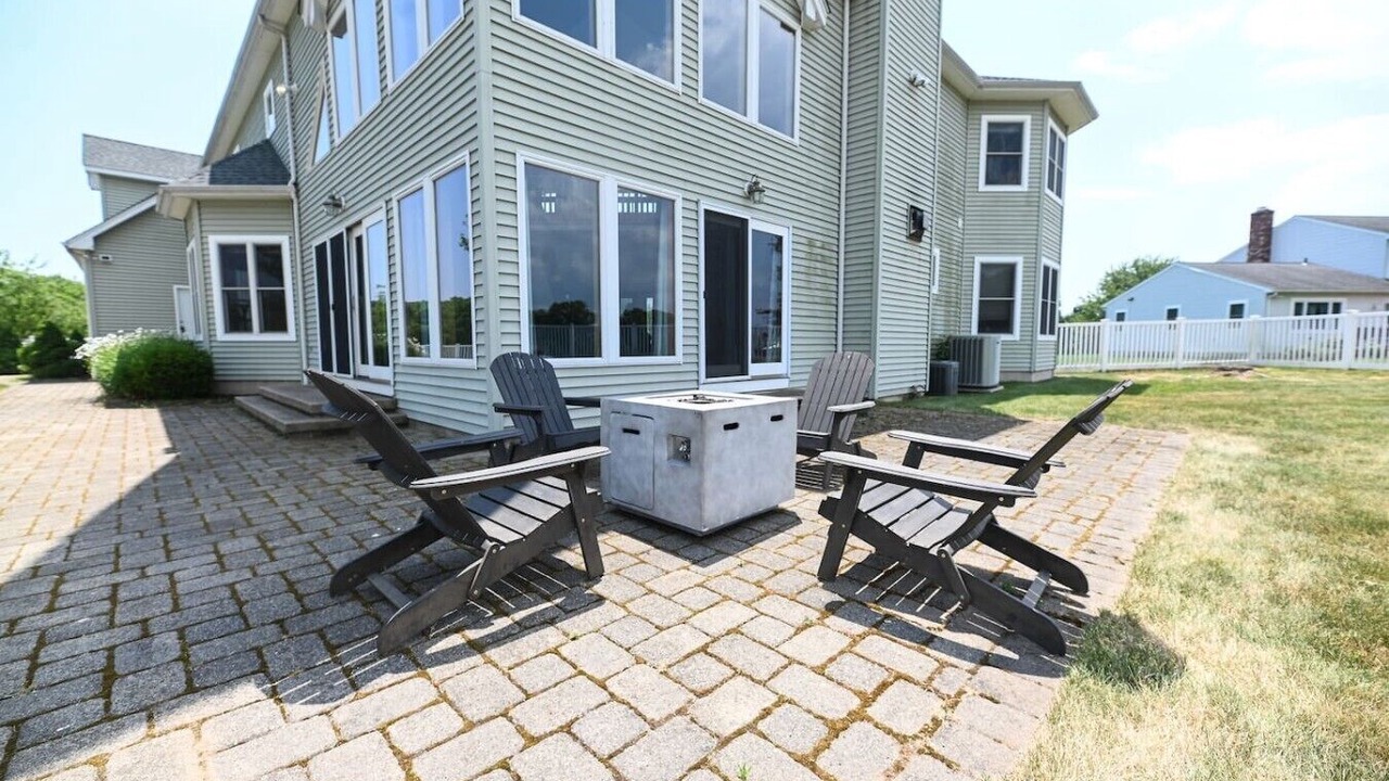 Photo of Patio Balcony in North Haven