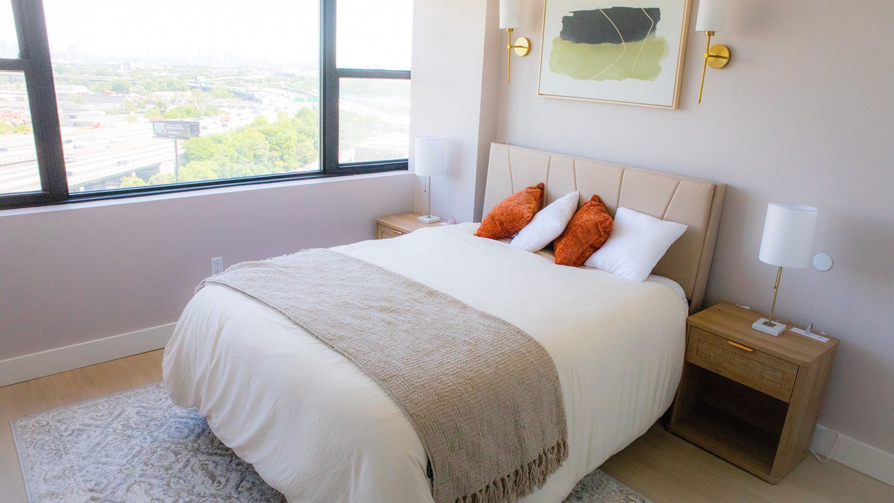 Photo of Bedroom in Newark