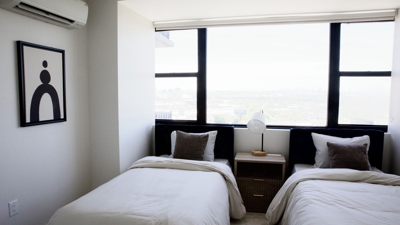 Photo of Bedroom in Newark