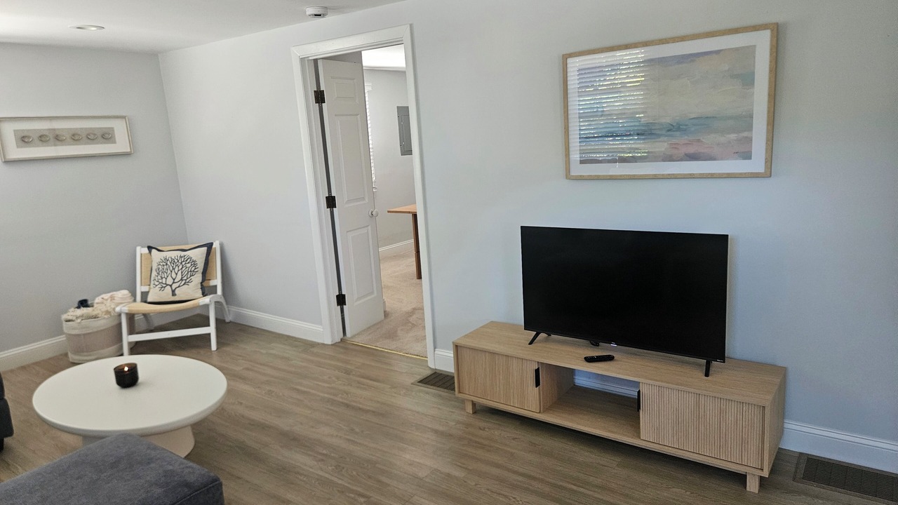 Photo of Livingroom in Charlestown