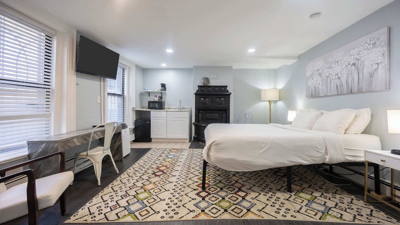 Photo of Bedroom in Bay Village