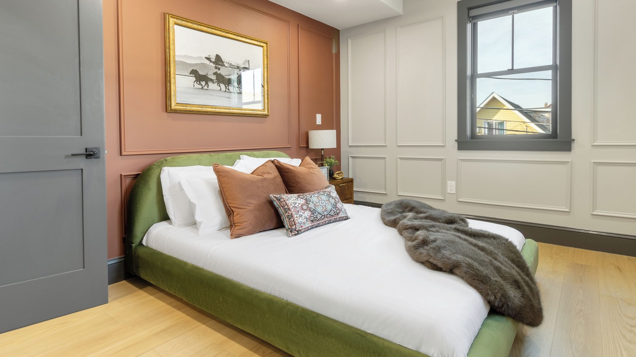 Photo of Bedroom in East Somerville