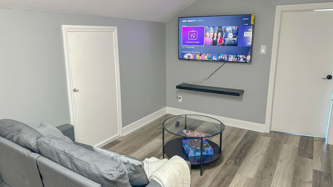 Photo of Livingroom in Niagara Falls