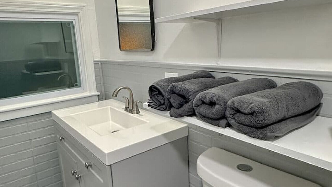 Photo of Bathroom in Niagara Falls