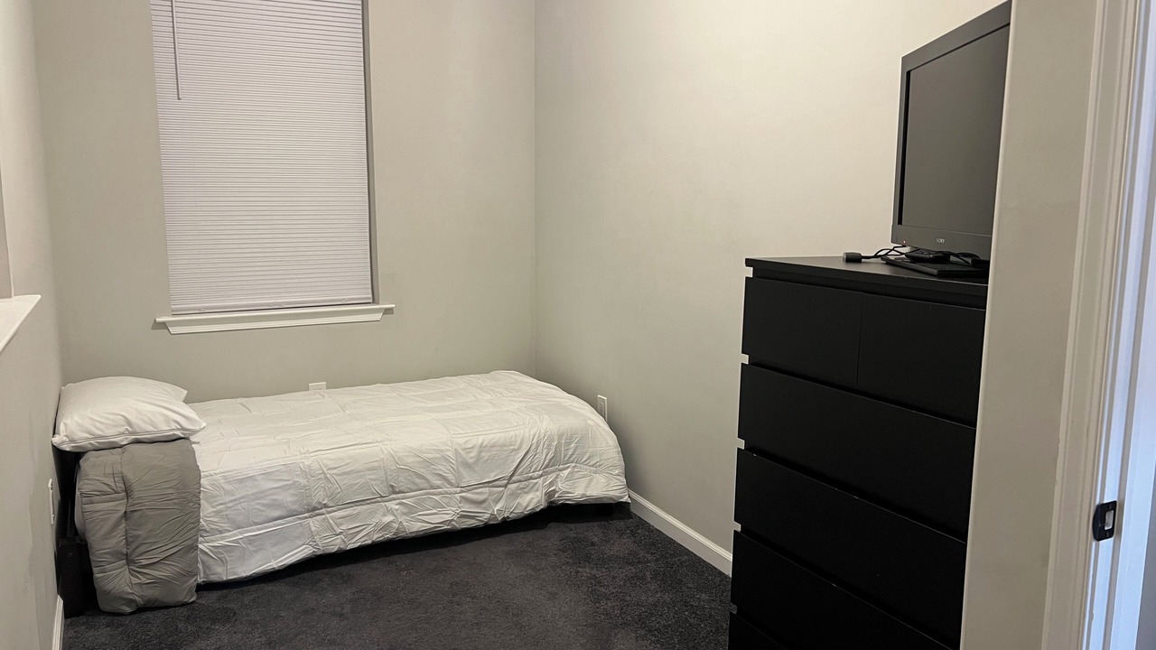 Photo of Bedroom in Bensalem