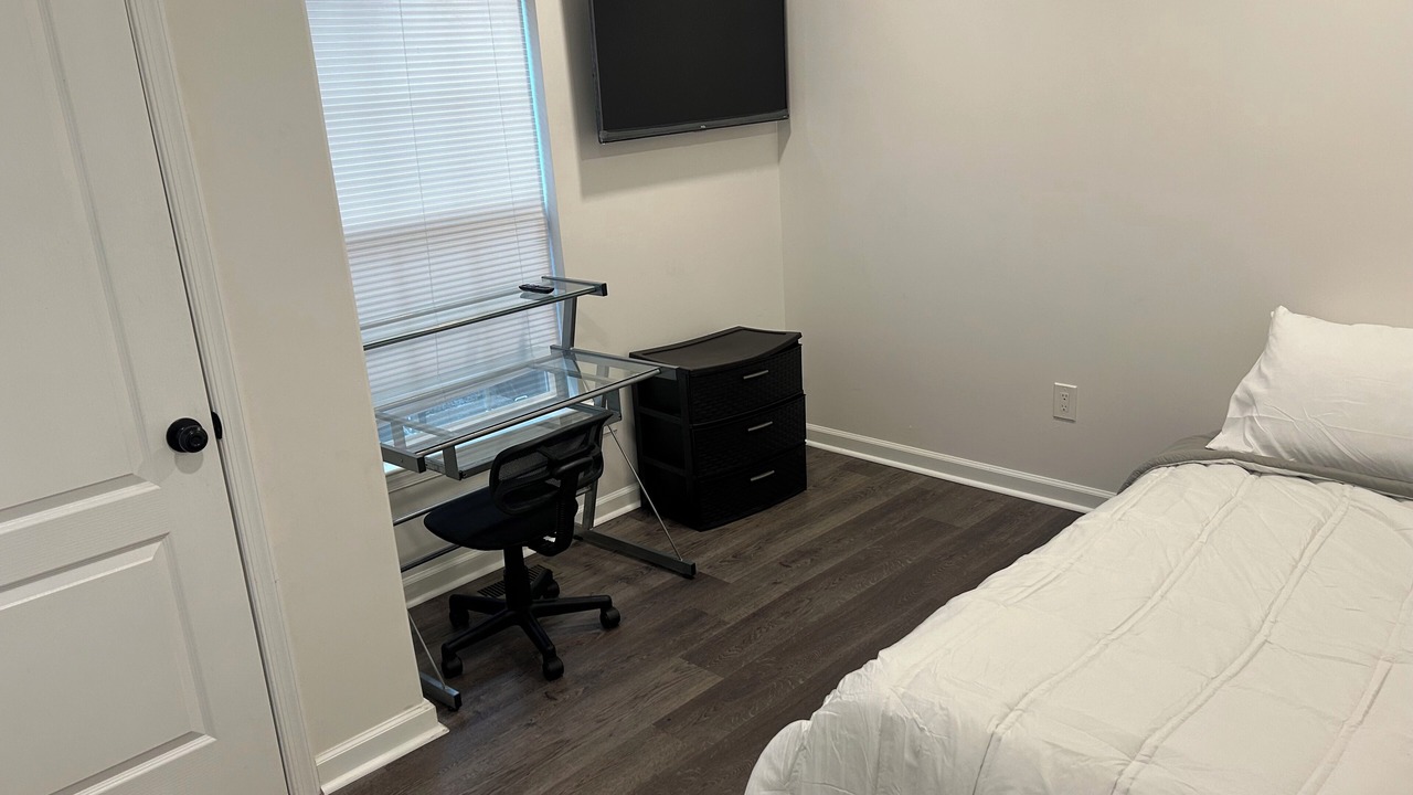 Photo of Bedroom in Bensalem