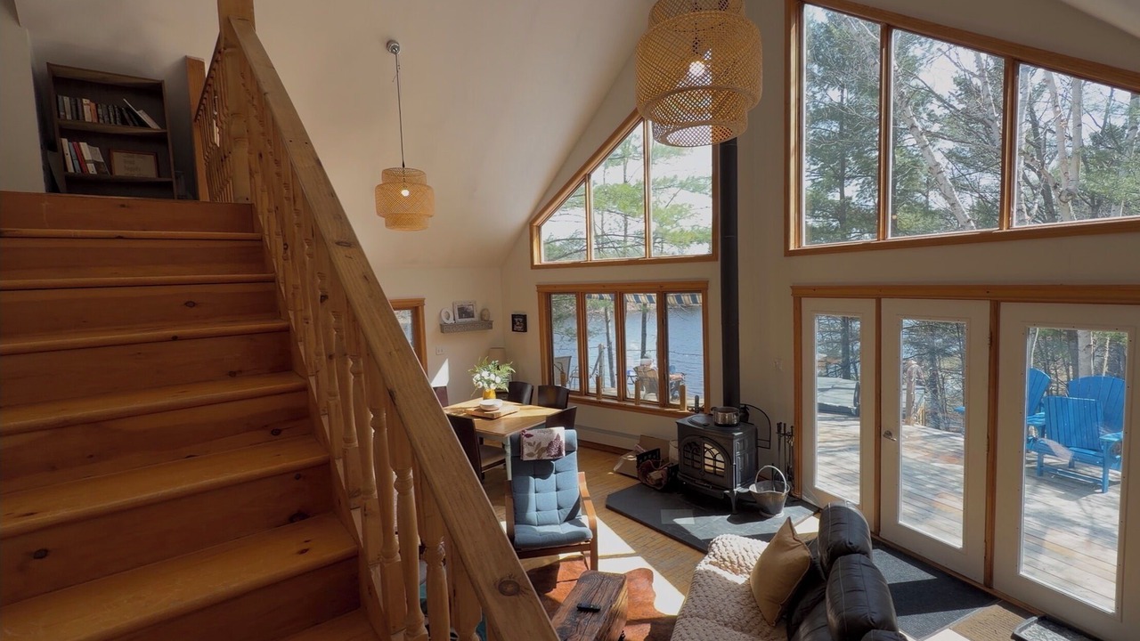Photo of Livingroom in Tay Valley