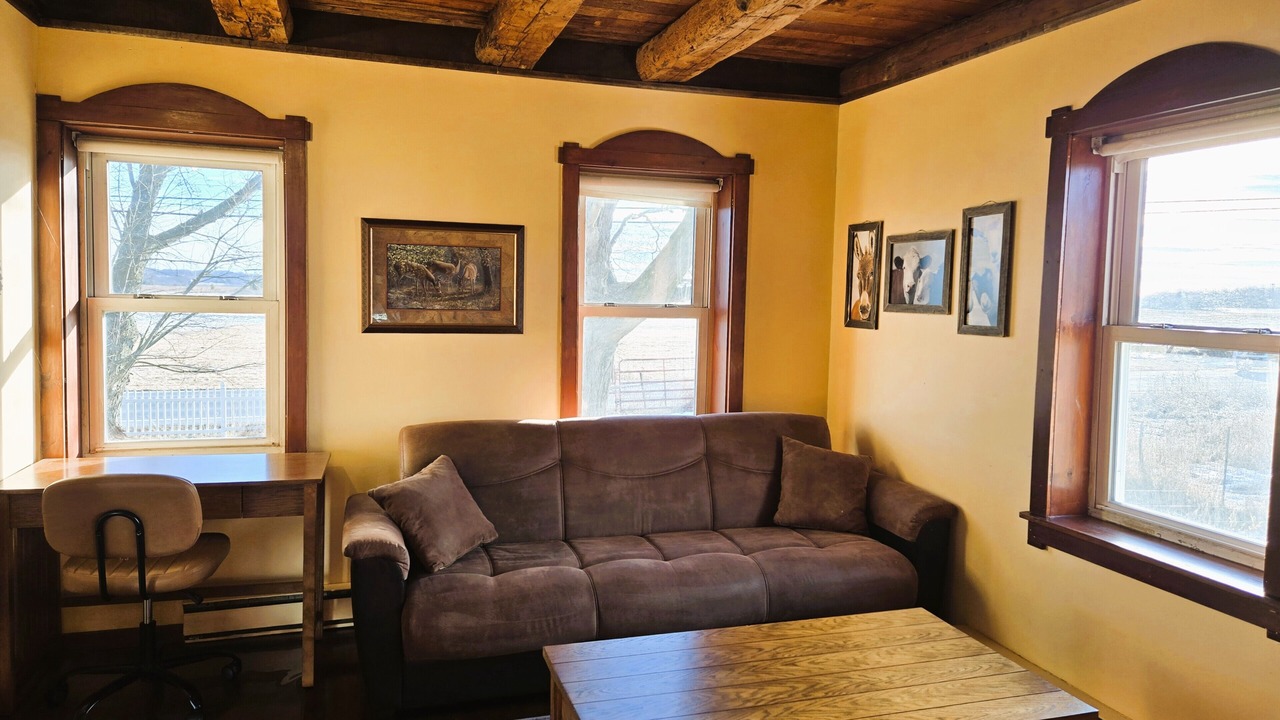 Photo of Livingroom in Fort Edward