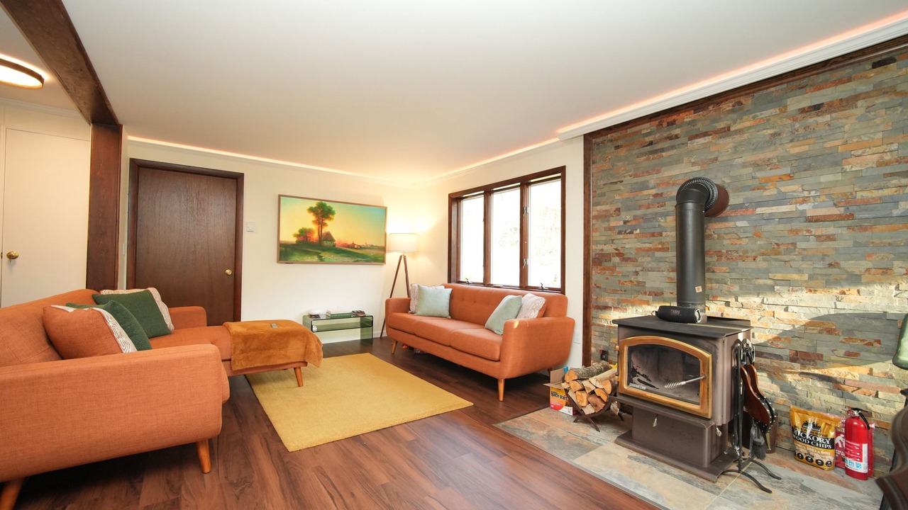 Photo of Livingroom in Lanesville