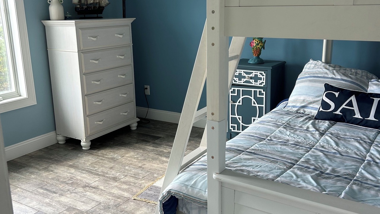 Photo of Bedroom in Mystic Island