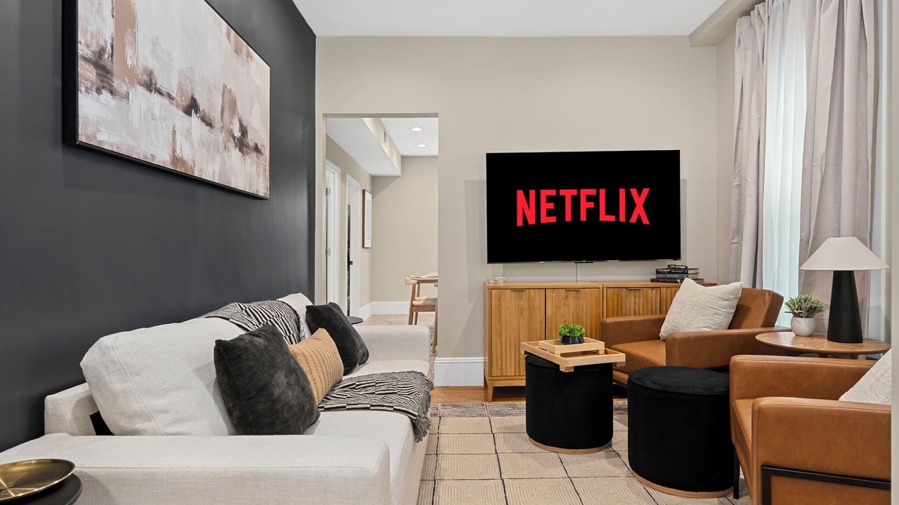 Photo of Livingroom in Central Square