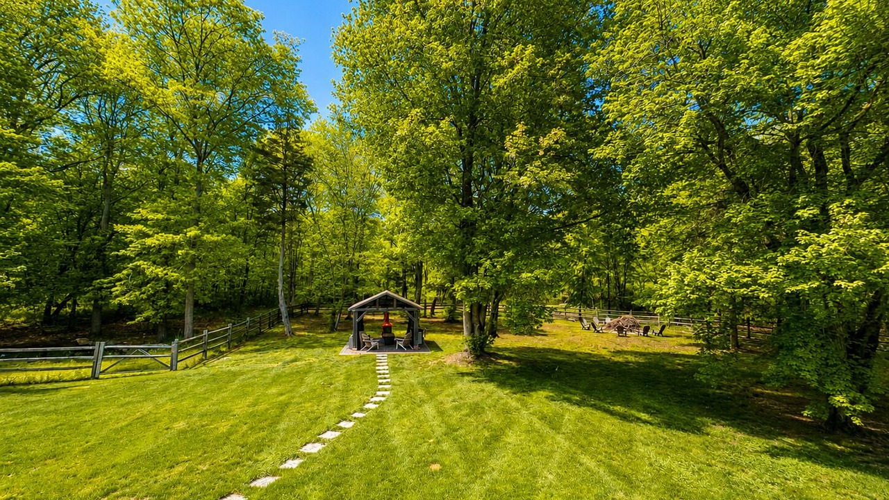 Photo of Outdoor in Bradford