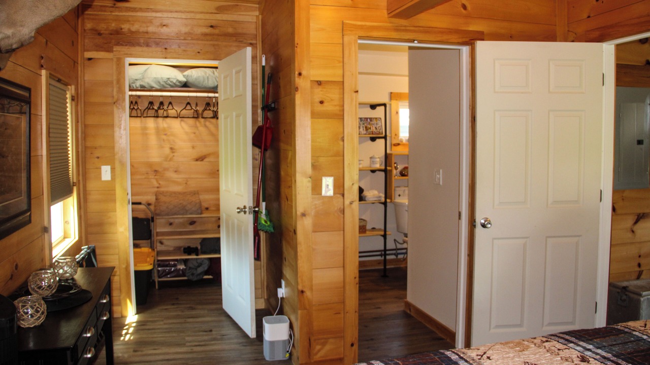 Photo of Bedroom in Malletts Bay