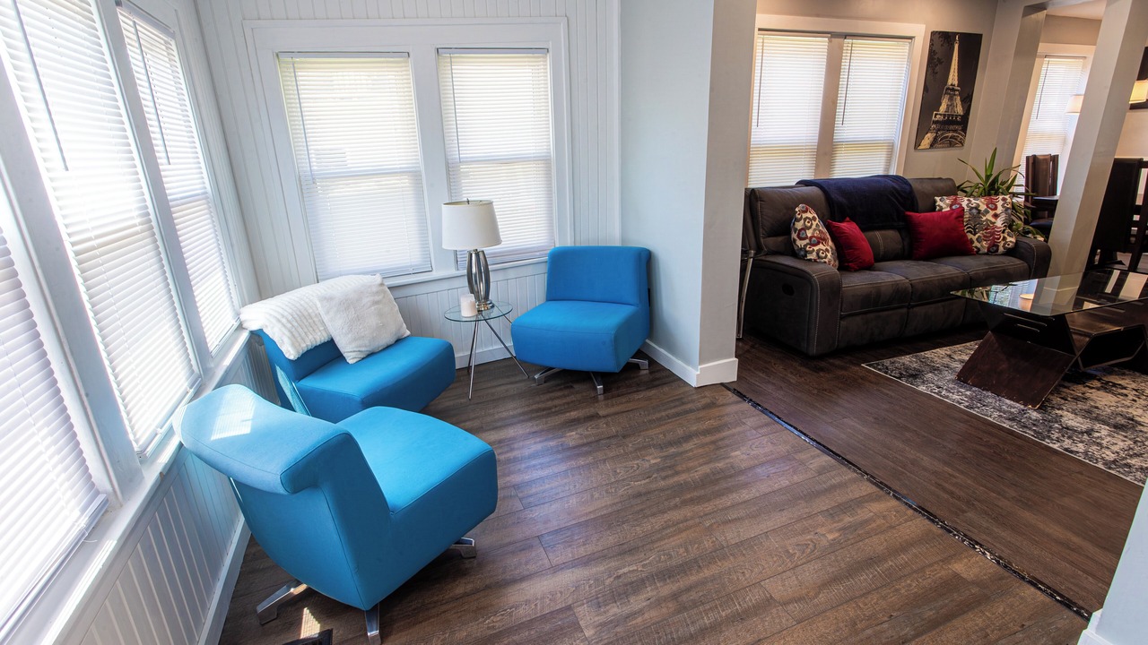 Photo of Livingroom in Tonawanda