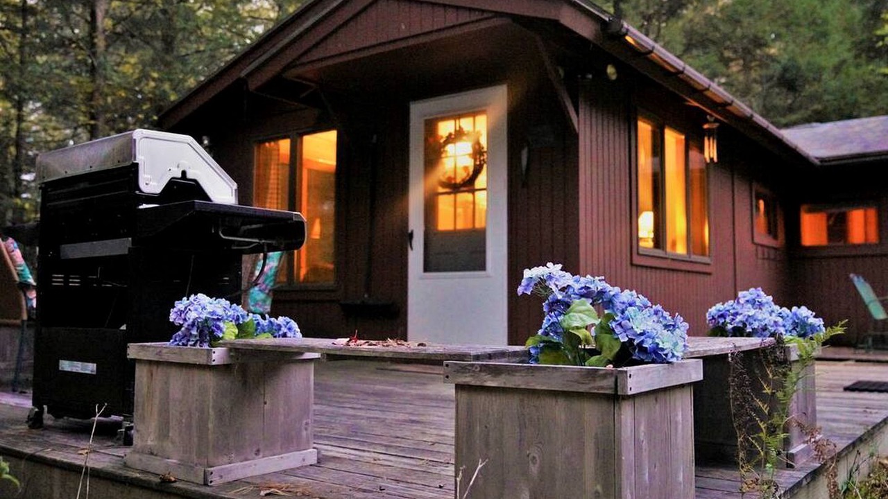 Photo of Patio Balcony in Woodsville