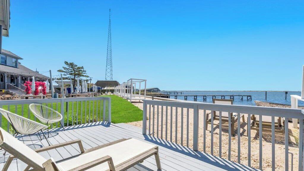 Photo of Patio Balcony in Hampton Bays
