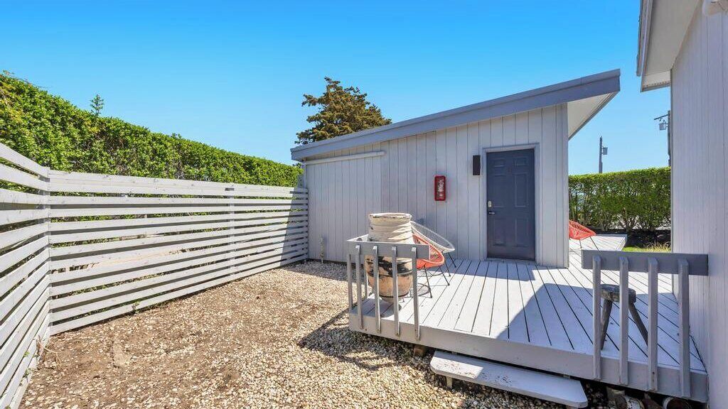 Photo of Patio Balcony in Hampton Bays