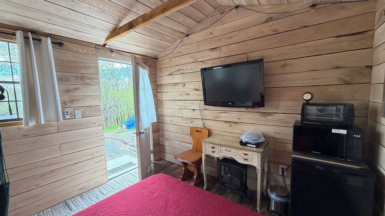 Photo of Bedroom in Champlain