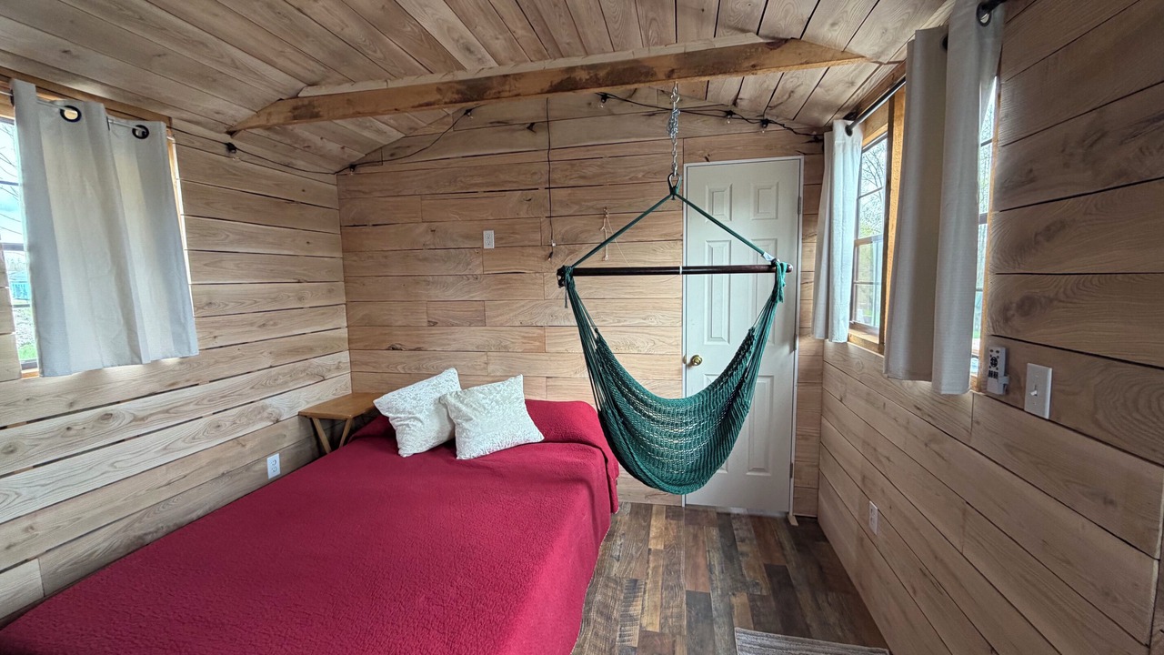 Photo of Bedroom in Champlain