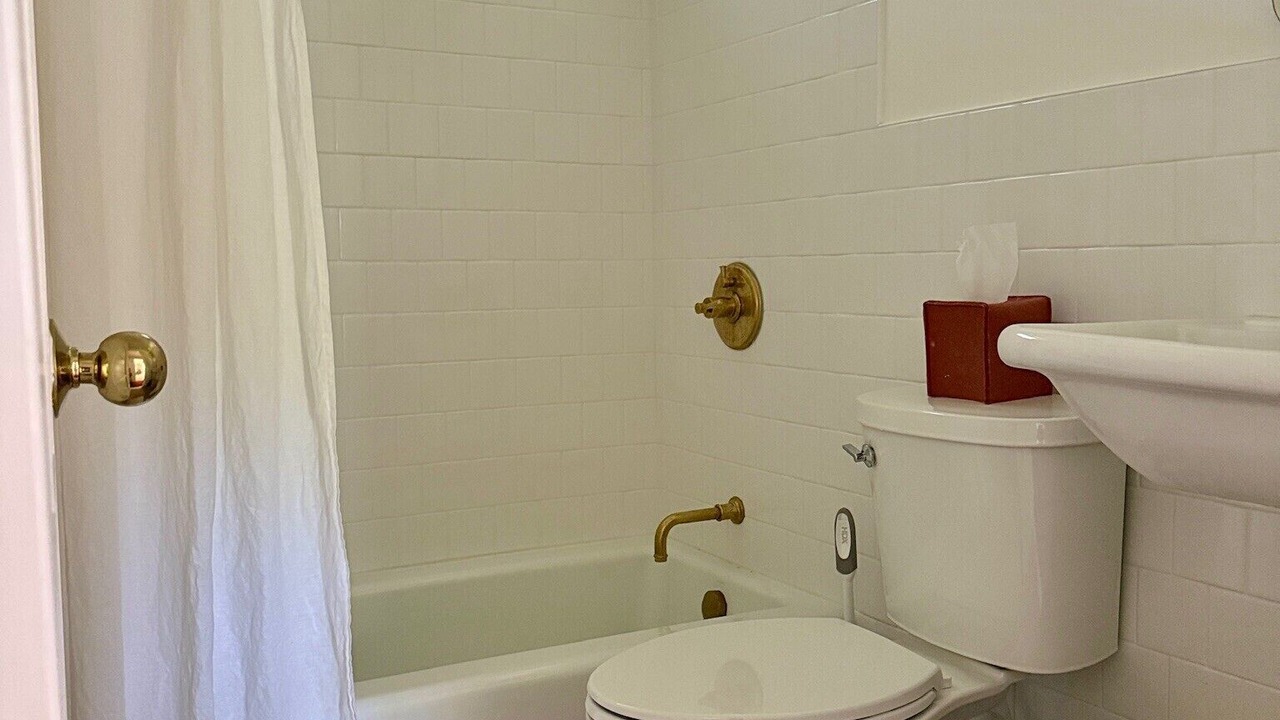 Photo of Bathroom in North Bellport