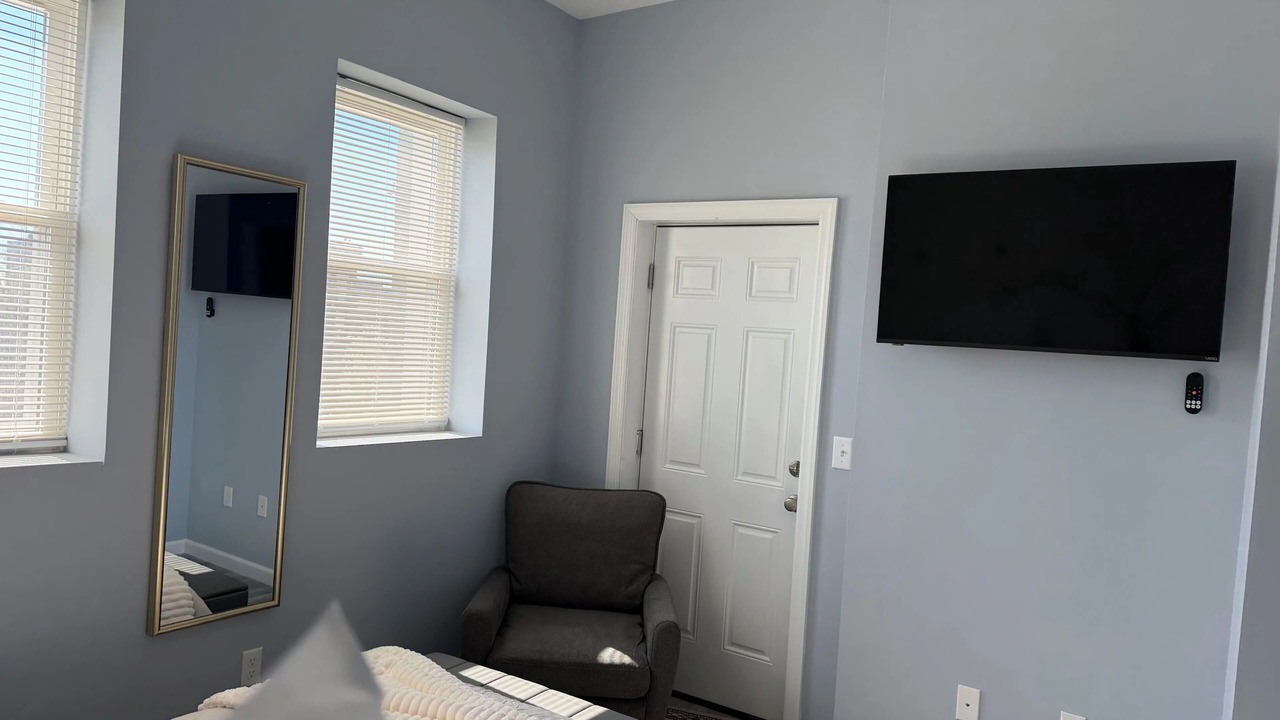 Photo of Bedroom in Forest Hill