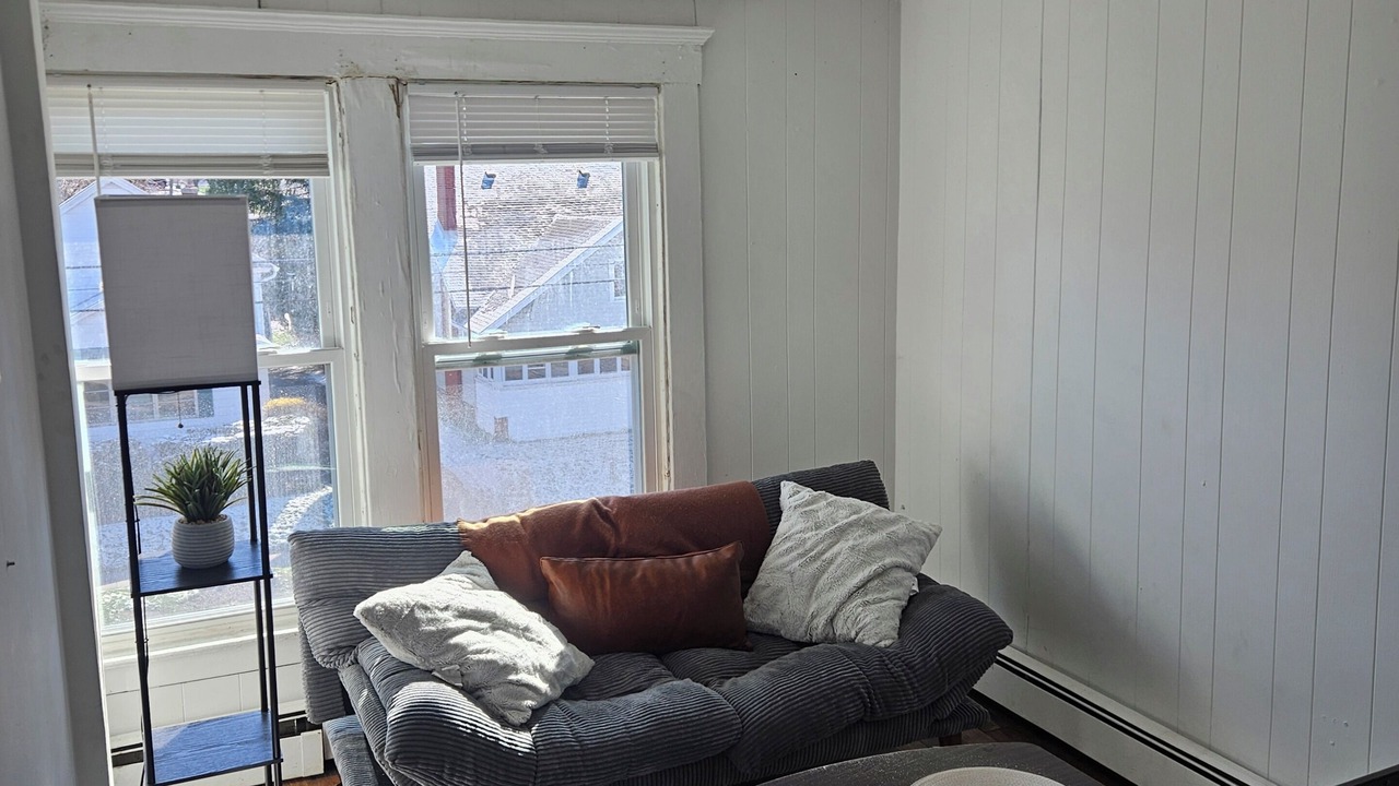 Photo of Livingroom in Eastside