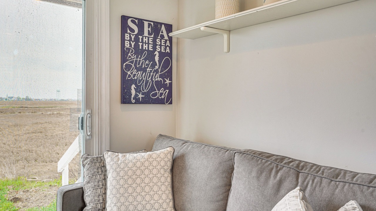 Photo of Livingroom in Hampton