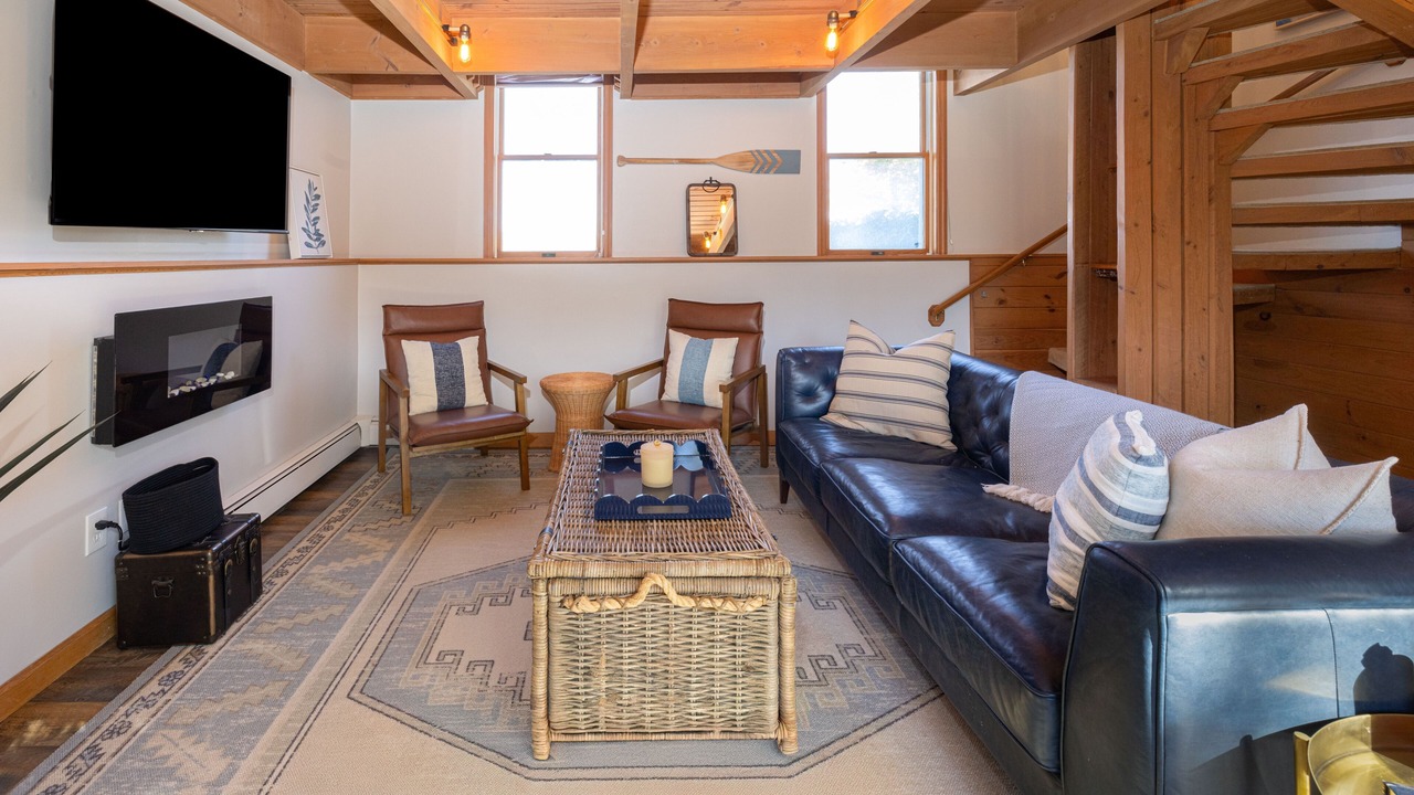 Photo of Livingroom in Sennett