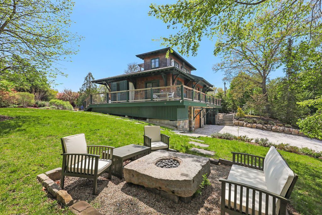Photo of Patio Balcony in Cataumet