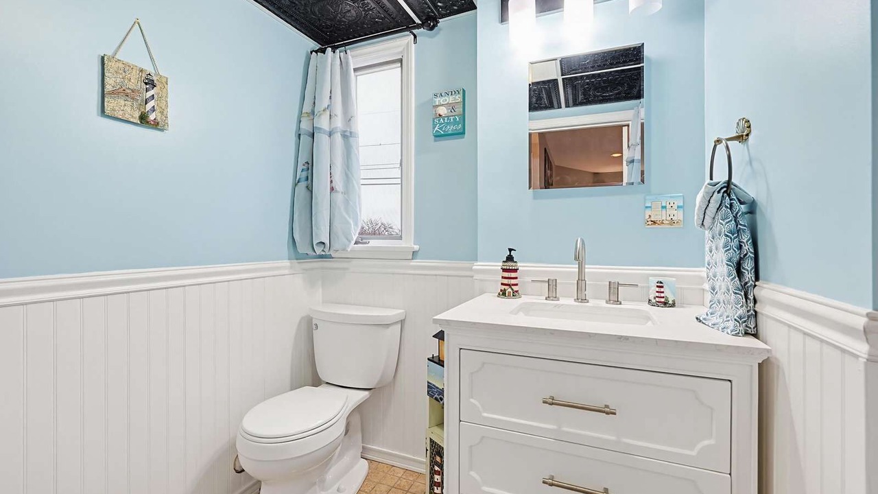 Photo of Bathroom in Hampton