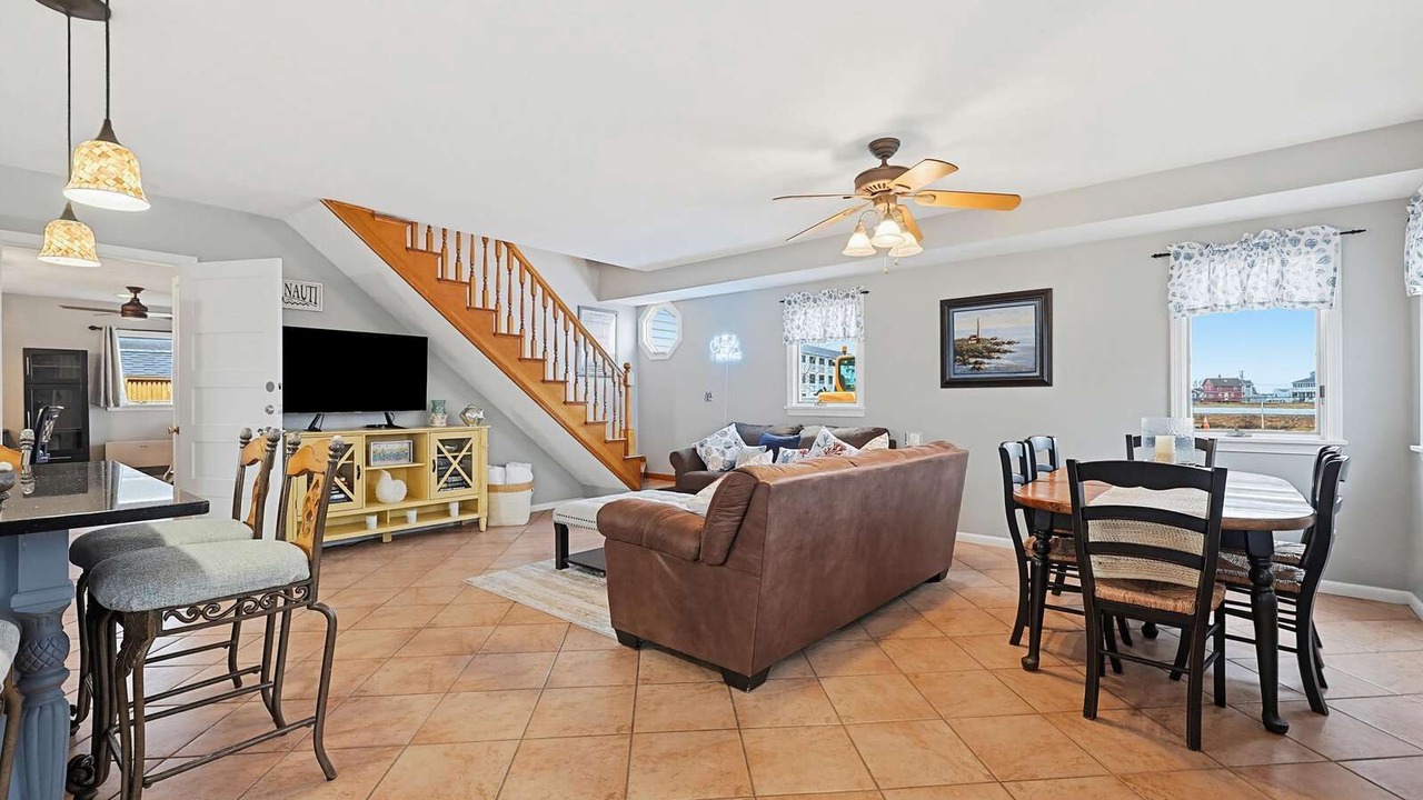 Photo of Livingroom in Hampton