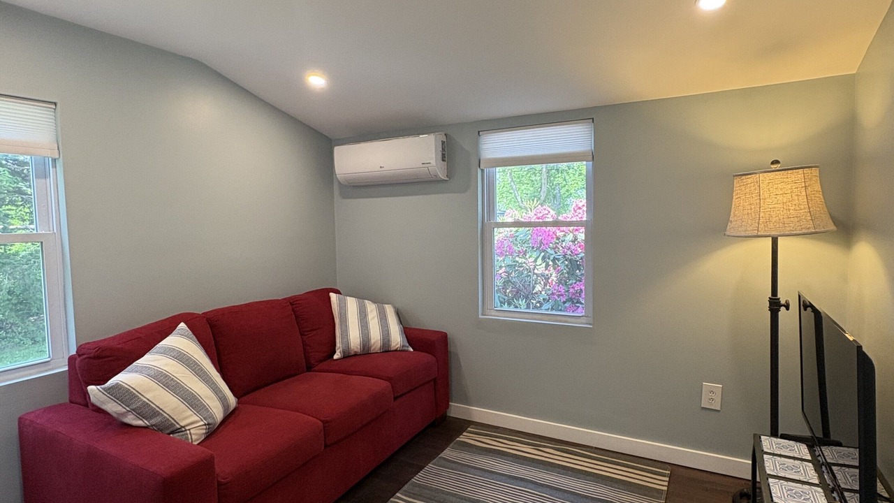 Photo of Livingroom in North Kingstown