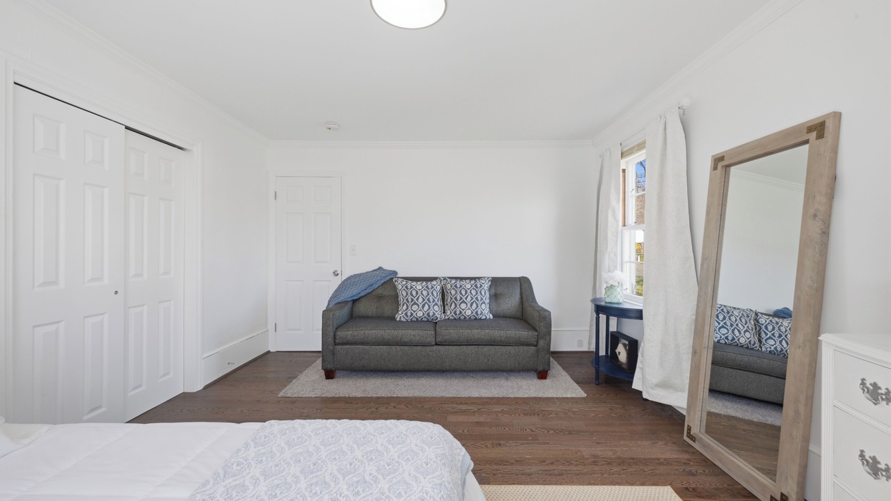 Photo of Bedroom in Niantic