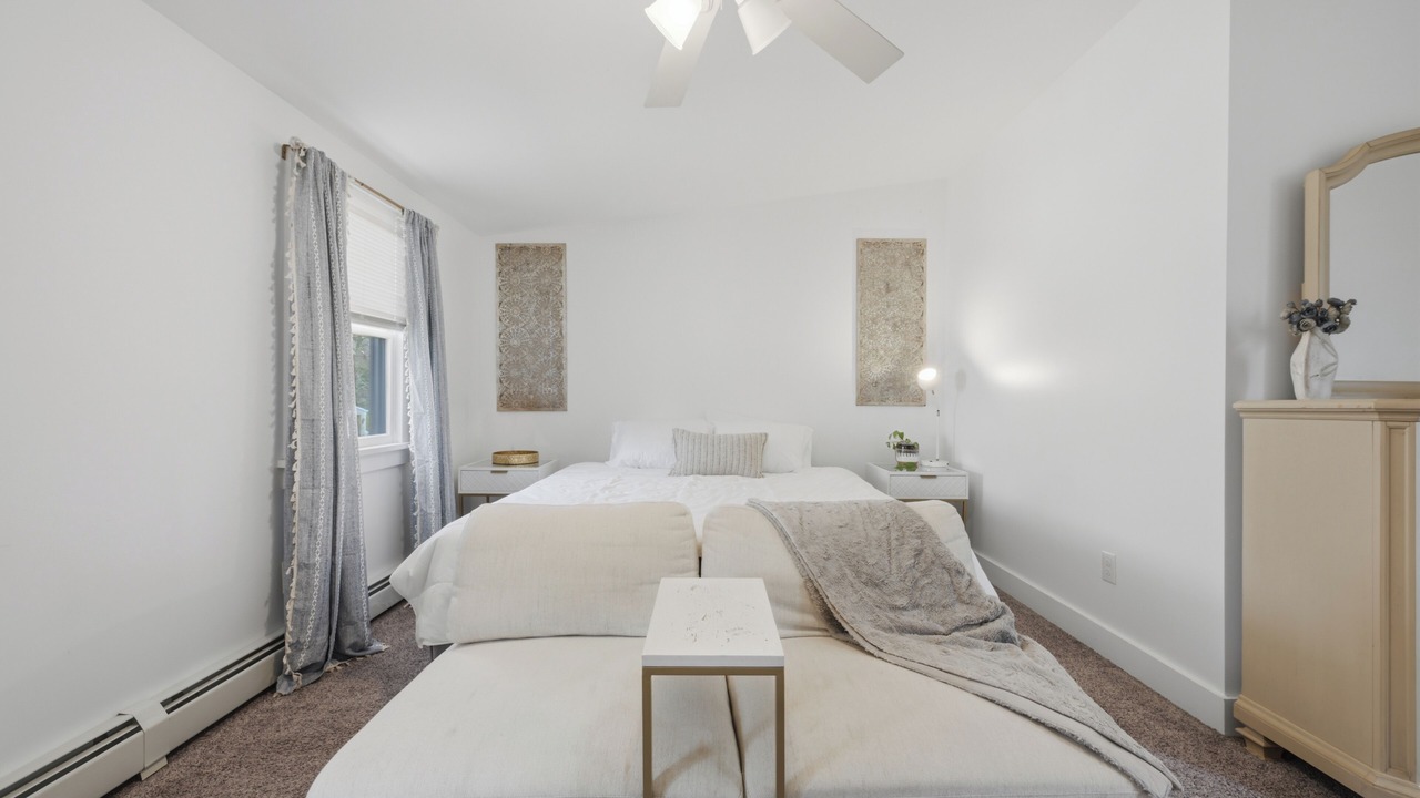 Photo of Bedroom in Niantic
