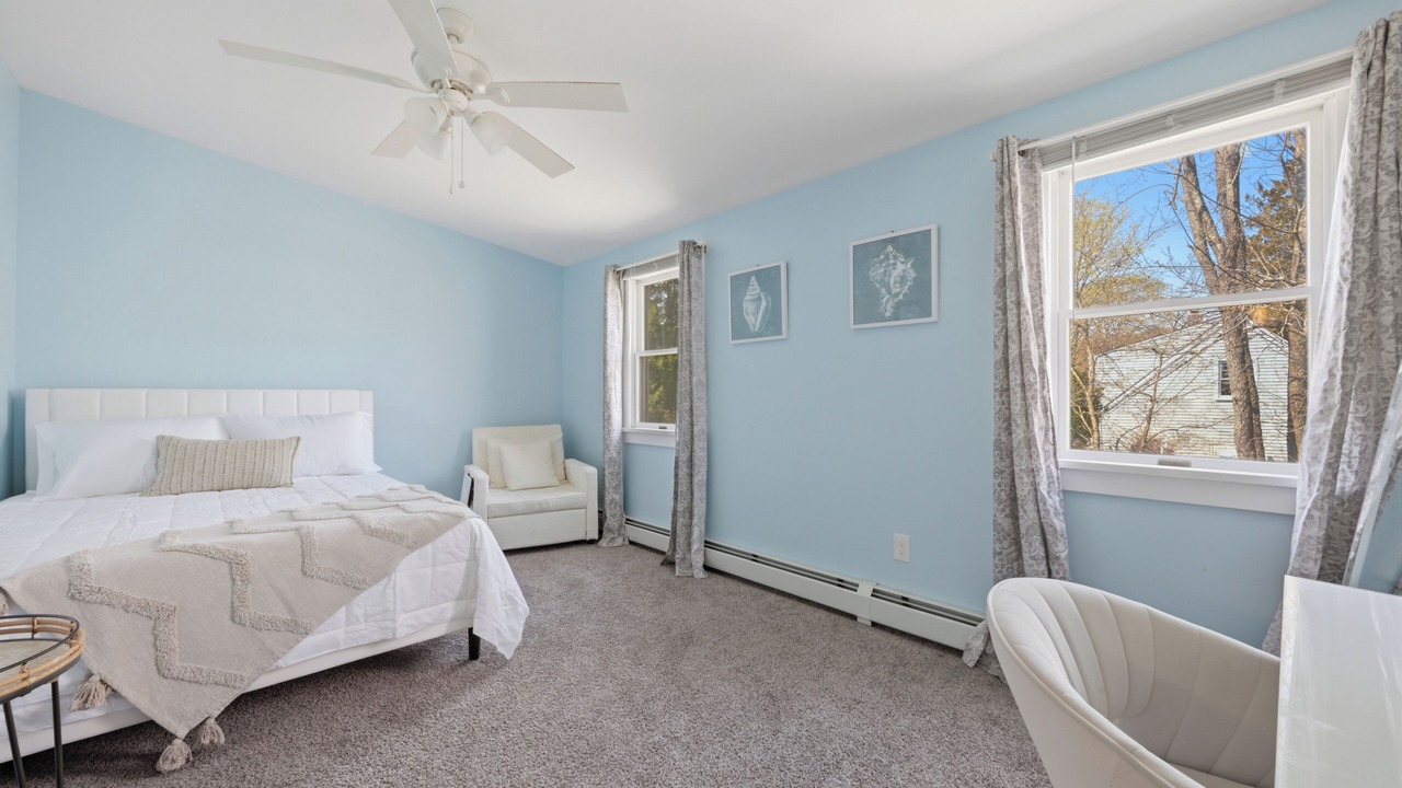 Photo of Bedroom in Niantic