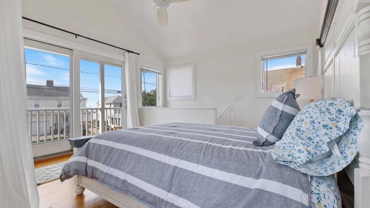 Photo of Bedroom in Clinton