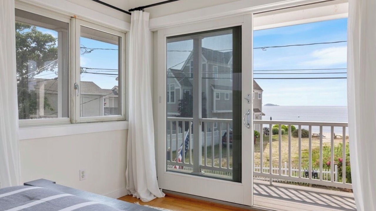 Photo of Bedroom in Clinton