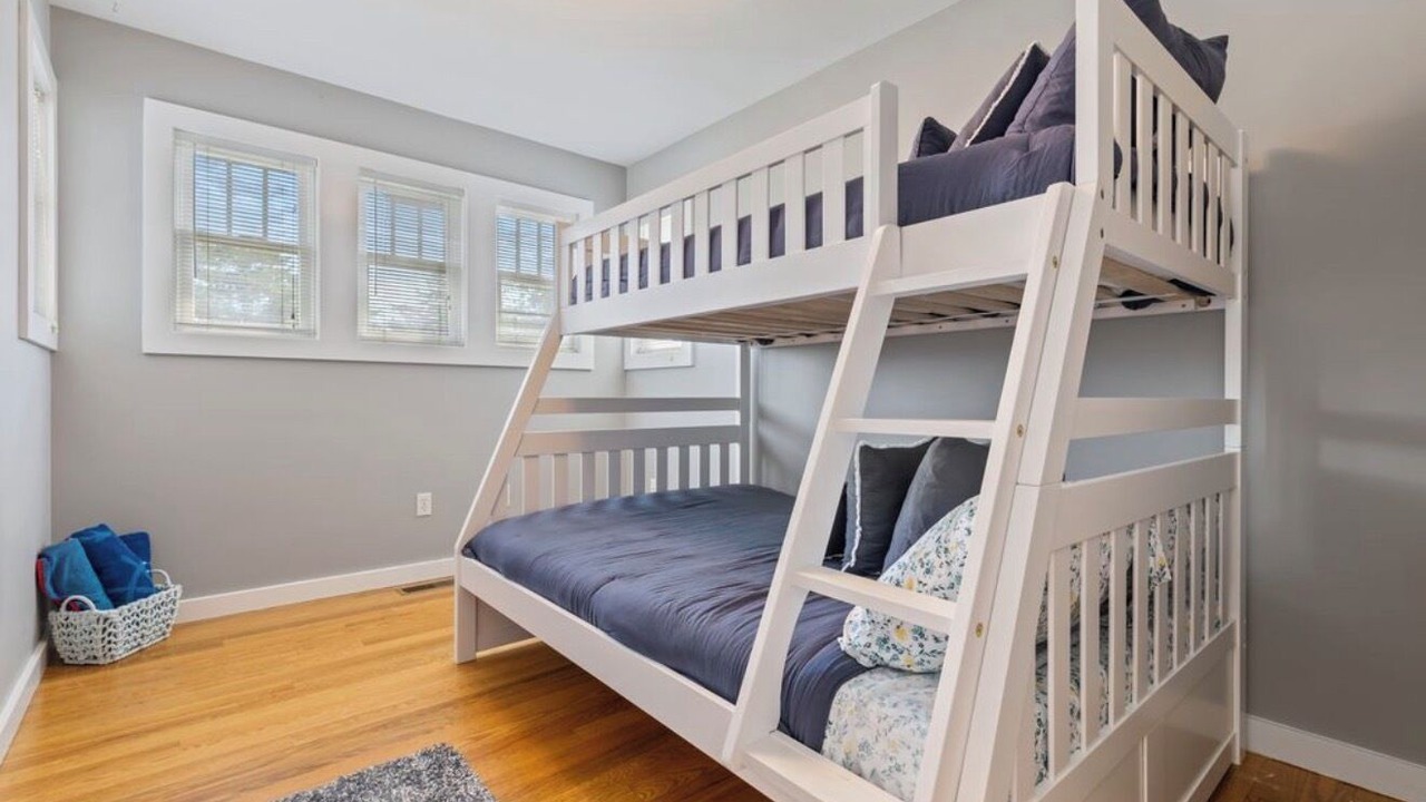 Photo of Bedroom in Clinton