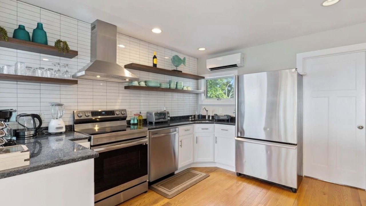 Photo of Kitchen in Clinton