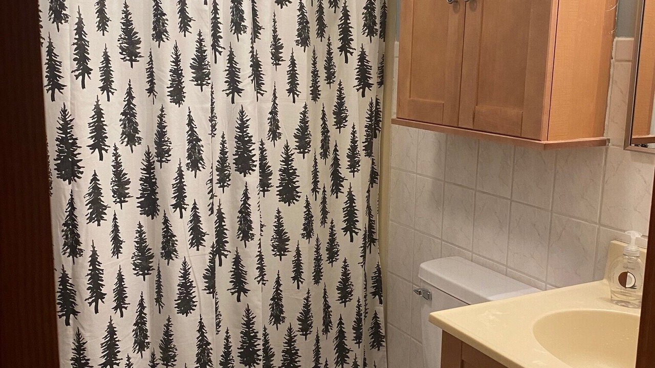 Photo of Bathroom in Wallenpaupauk Lake Estates