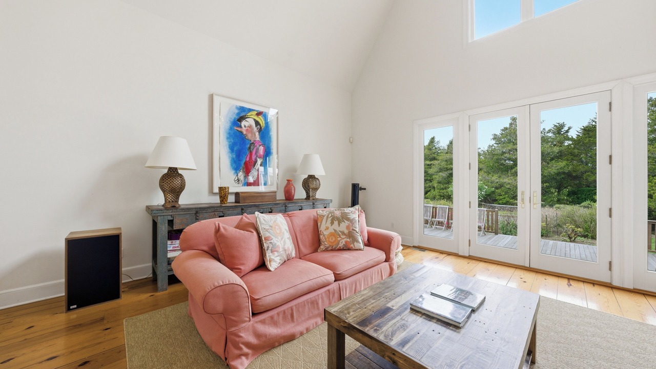 Photo of Livingroom in Bridgehampton